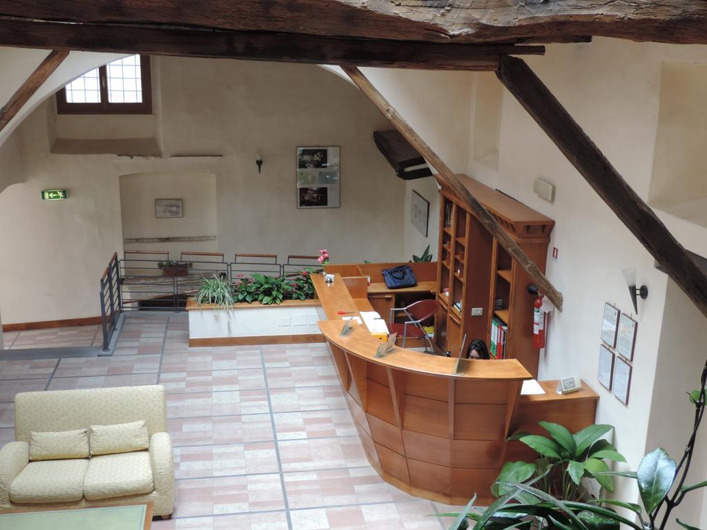 לינה וארוחת בוקר ספולטו Casa Religiosa Di Ospitalita San Ponziano מראה חיצוני תמונה