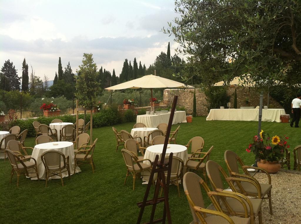 לינה וארוחת בוקר ספולטו Casa Religiosa Di Ospitalita San Ponziano מראה חיצוני תמונה